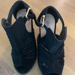 Black suede open toe shoes 3 inch